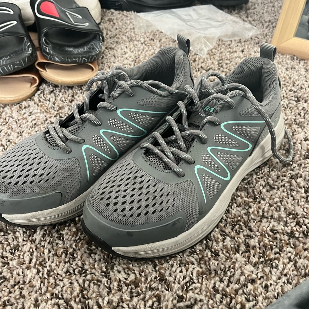 Gray steel toed tennis shoes size 7.5